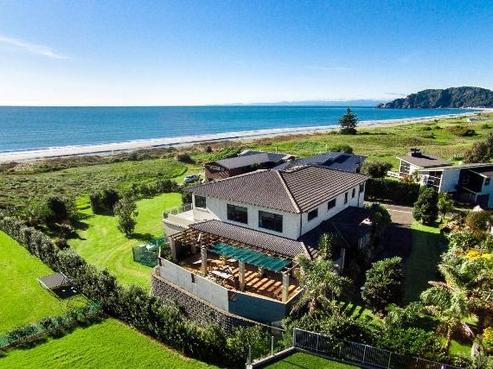 32D Ohuirehe Road, Coastlands