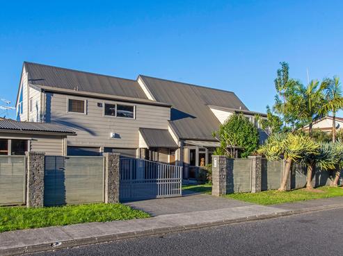 16 Rogers Avenue, Eastern Beach