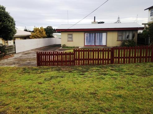 24 Raukawa Street, Himatangi Beach
