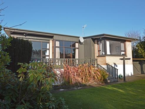 28 Helmsdale Street, Waverley