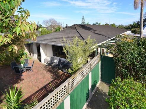 18A Edgewater Grove, Orewa
