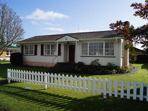 81 Rosehill Drive, Rosehill