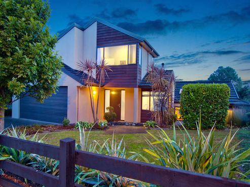 27 Chamari Close, Titirangi