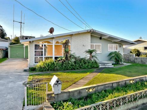 196 Whatawhata Road, Dinsdale