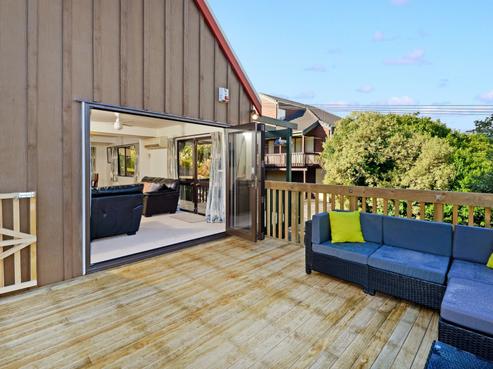 3/406 East Coast Road, Sunnynook