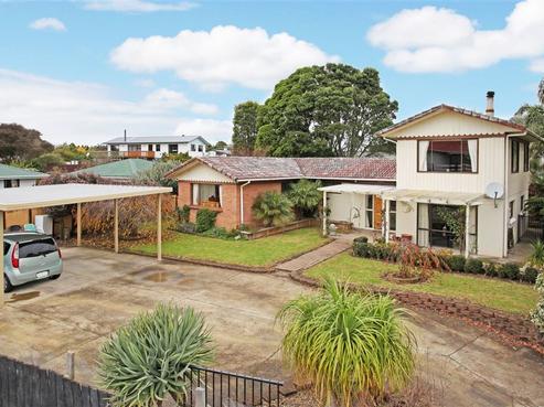 8 Charles Miller Court, Clarks Beach