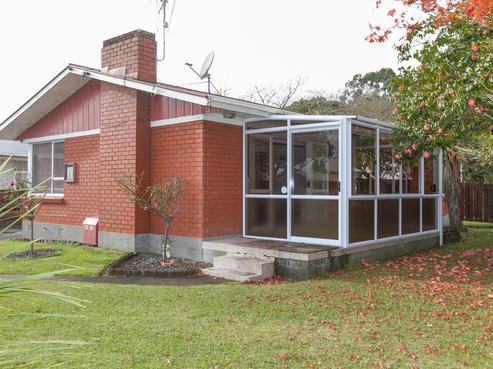 19 Macmurdo Avenue, Glenview