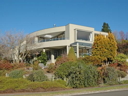 1 Denmar Rise, Acacia Bay