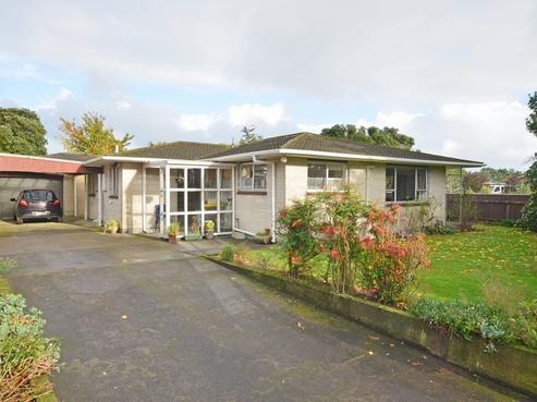 10 Carthew Street, Okato