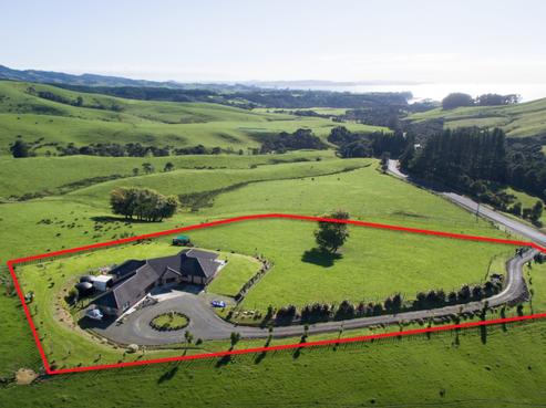 445 Orere-matingarahi Road, Orere Point
