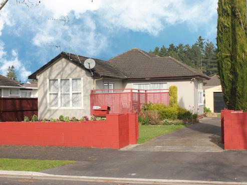 42 Slim Street, Bader
