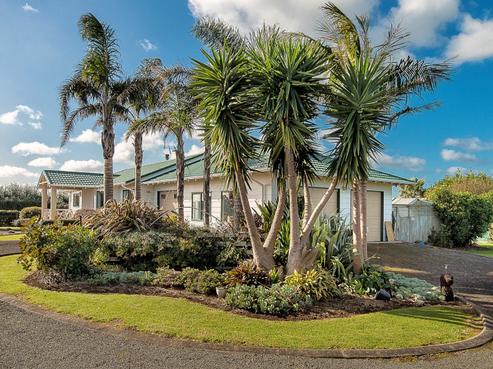 1200 Kohekohe-karioitahi Road, Pollok