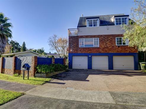 3 Homestead Place, Glenview
