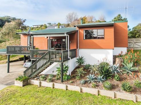 2 Sandy Lane, Otamatea