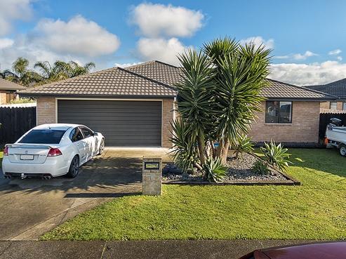 16 Wroxton Place, Waiuku