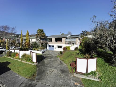 43 Cawthron Crescent, Annesbrook
