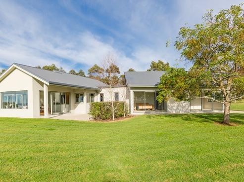 348 Waikaramu Road, Waimate North