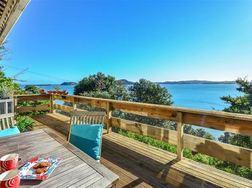 86 Kawakawa Bay Coast Road, Kawakawa Bay