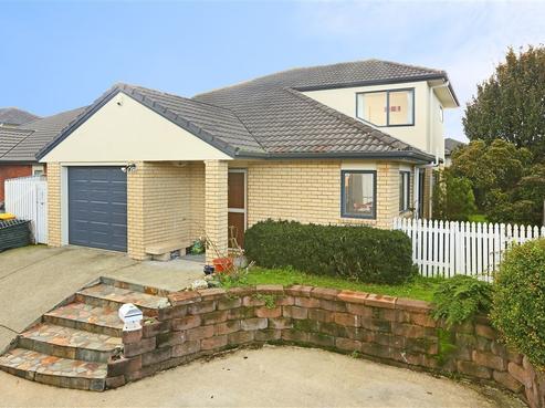 8 Lucienne Drive, Ranui
