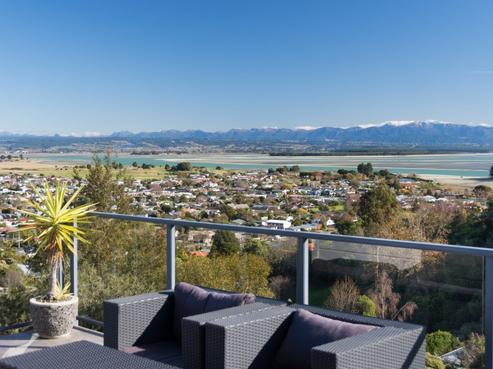 84 Tosswill Road, Tahunanui