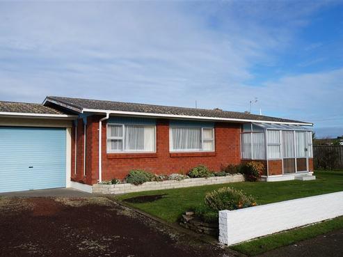 5/209 South Road, Hawera