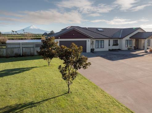 327 Ketemarae Road, Hawera