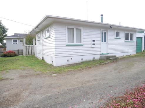 2/227 Taharepa Road, Tauhara