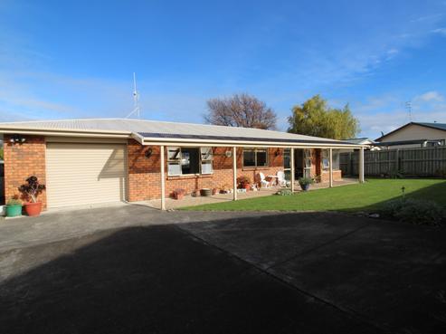 5 Russell Street, Marton