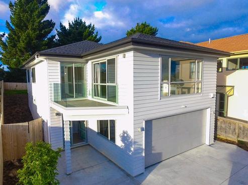 7 Midshipman Court, Gulf Harbour