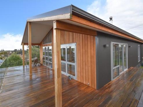 73 Stornoway Street, Karitane