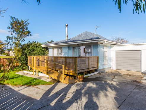2/10 Dorendia Place, Clendon Park