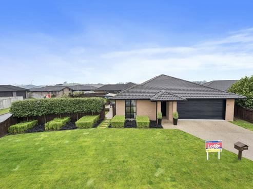 86 Farringdon Avenue, Rototuna North