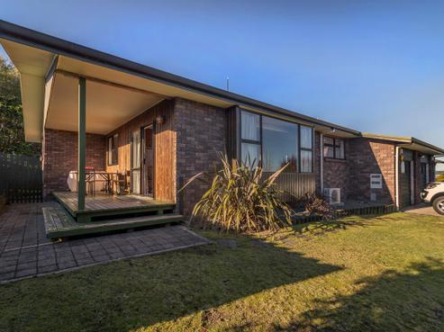 1B Garden Grove, Nukuhau