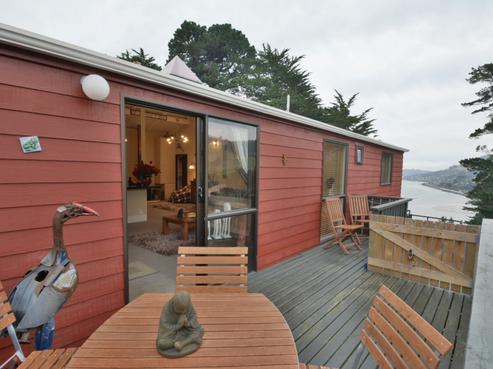 24A District Road, Roseneath
