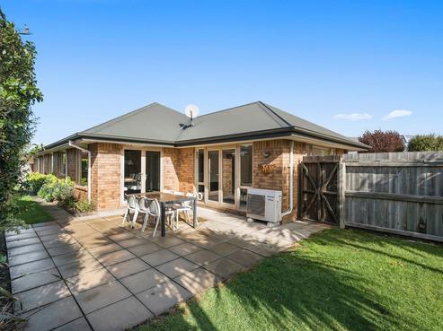 6 Mcclintock Lane, Sockburn