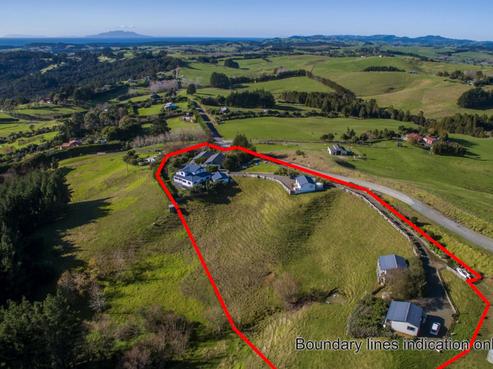 208 Cames Road, Mangawhai