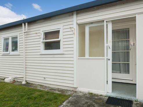 2/38 Adelaide Street, Petone