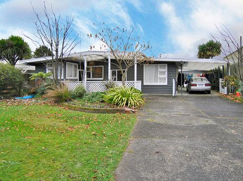 4 Cruickshank Road, Clouston Park