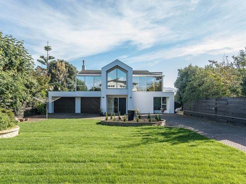 125 Manly Street, Paraparaumu Beach