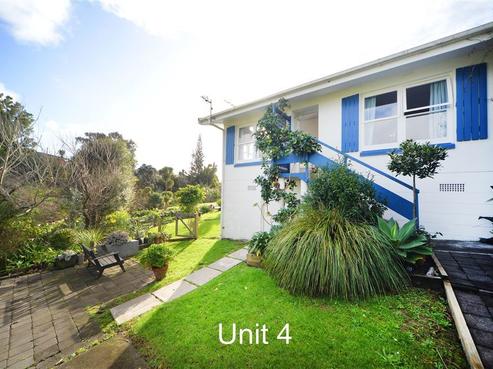 4/13 Regent Street, Devonport