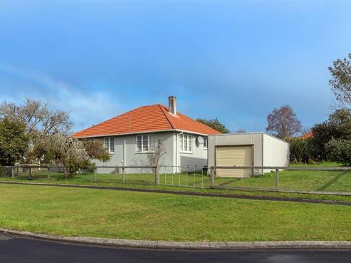 63 Clinkard Avenue, Glenholme