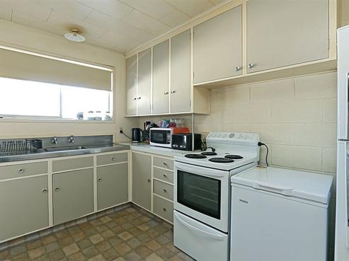 2/607 Beech Road, Akina