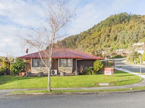 1A Flaxmore Place, Bishopdale