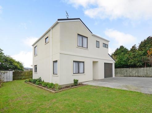 10A Guiness Street, Avalon