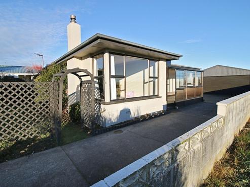 16 Roseburn Place, Hargest