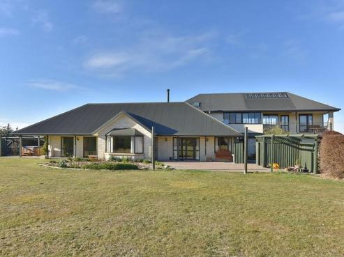103 Bruces Road, Sefton