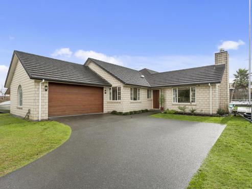 4 Milbrook Place, Chartwell