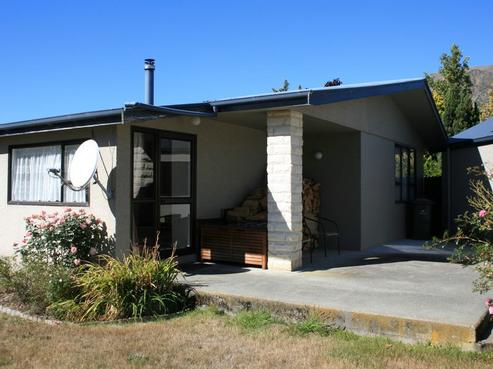 8 Totara Peak Crescent, Omarama