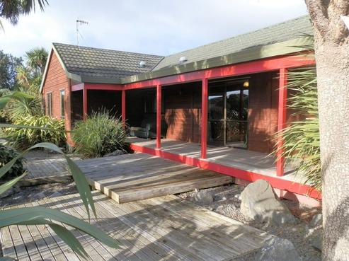 12 The Avenue, Paraparaumu Beach