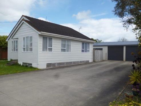 11 Douglas Street, Hawera